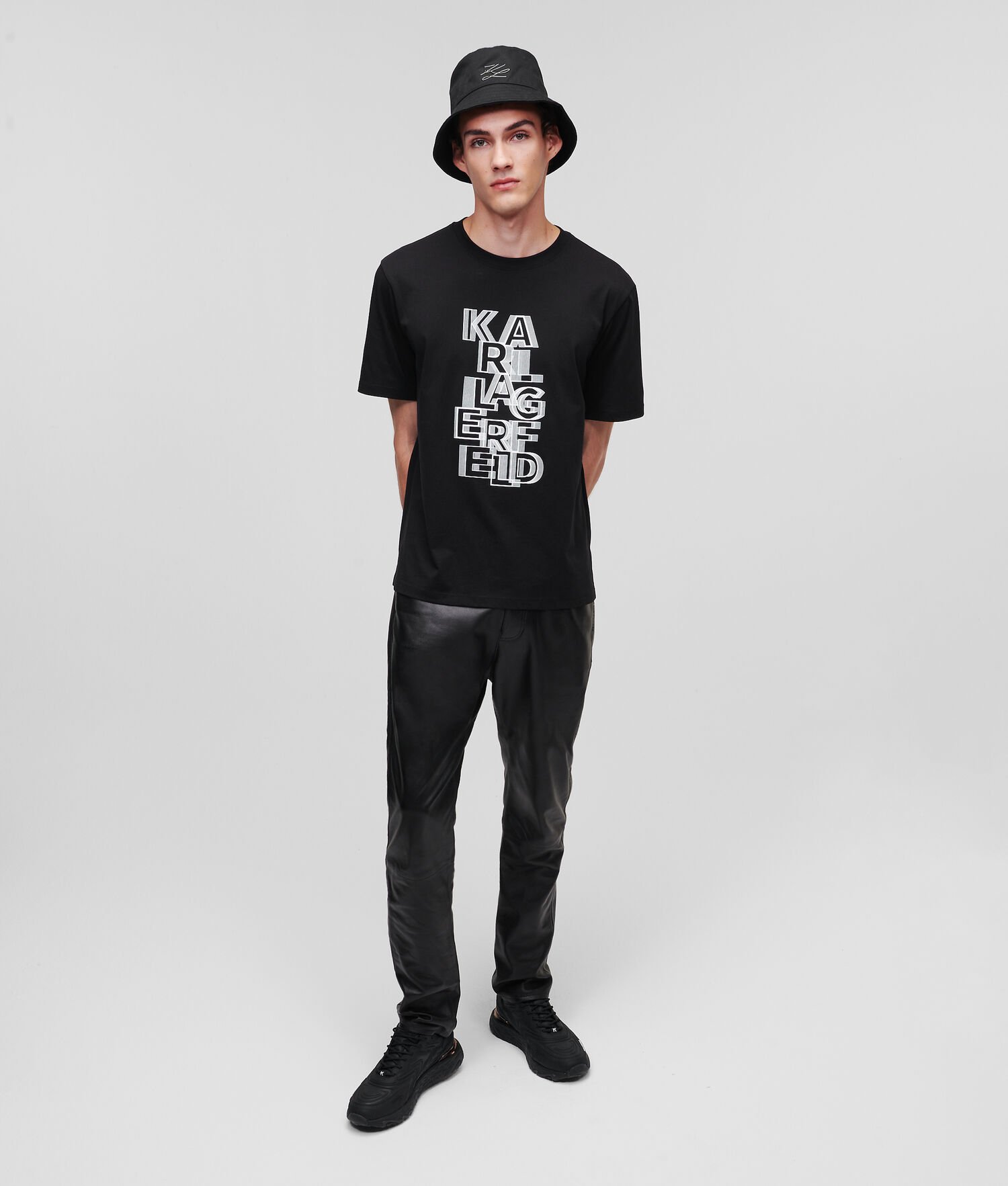 Black Men's Karl Lagerfeld Graphic Karl Logo T-Shirts | TH479ZXBU