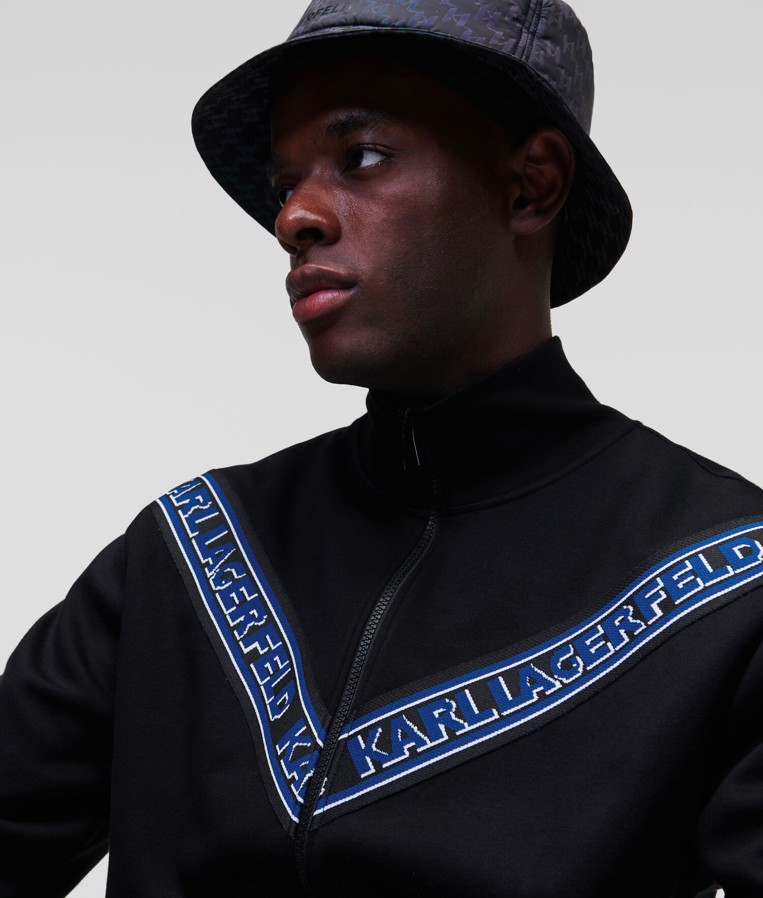 Black Men's Karl Lagerfeld Karl Logo Tape Zip-up Sweatshirts | TH476GBWK