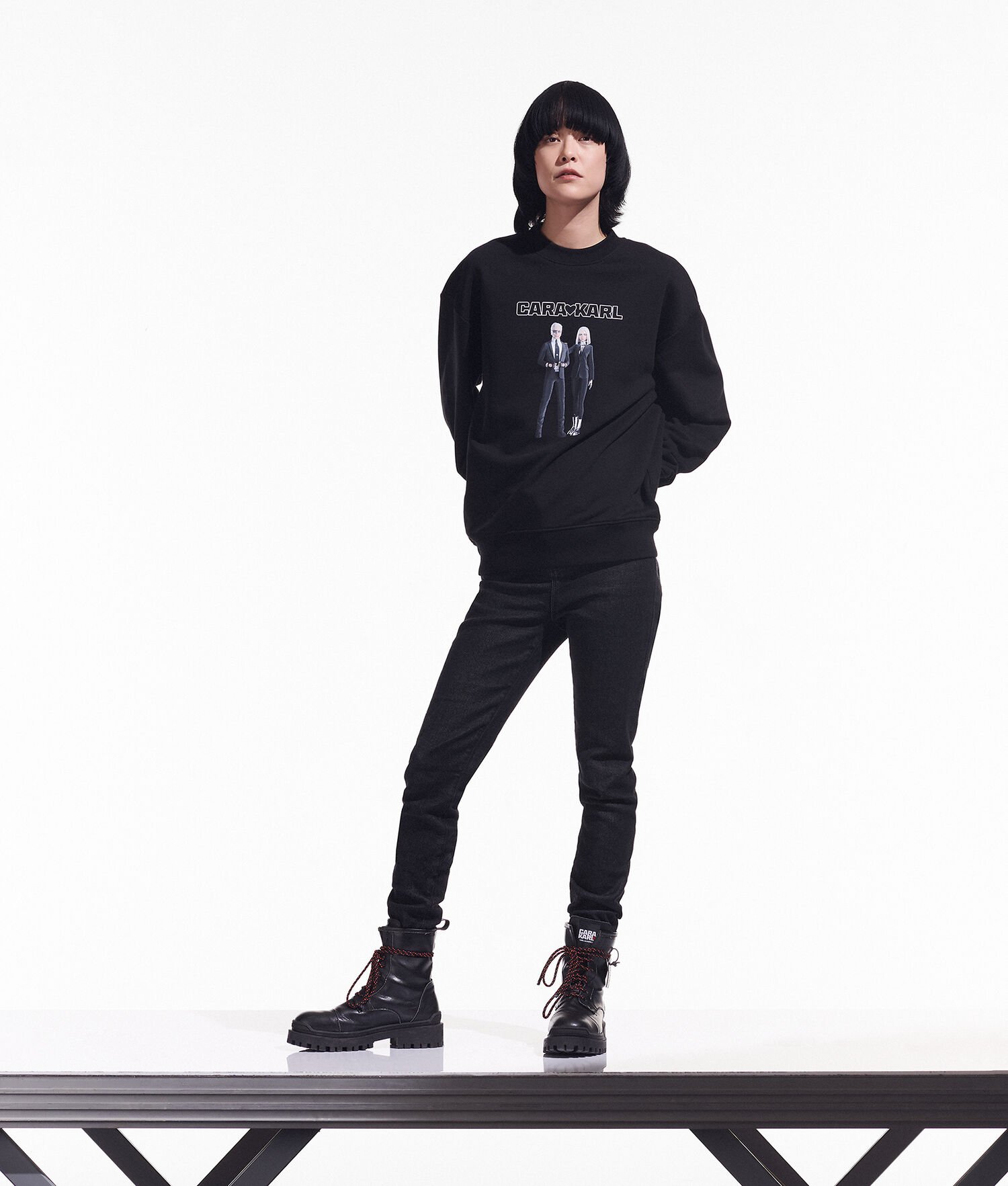 Black Women's Karl Lagerfeld Cara Loves Karl Avatar Sweatshirts | TH056NLRX