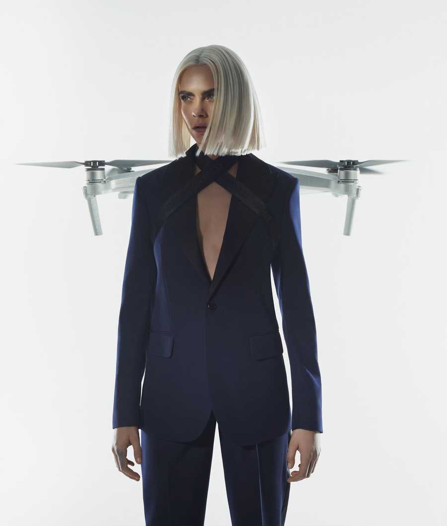 Dark Blue Women's Karl Lagerfeld Cara Loves Karl Tuxedo Blazers | TH193MAIZ