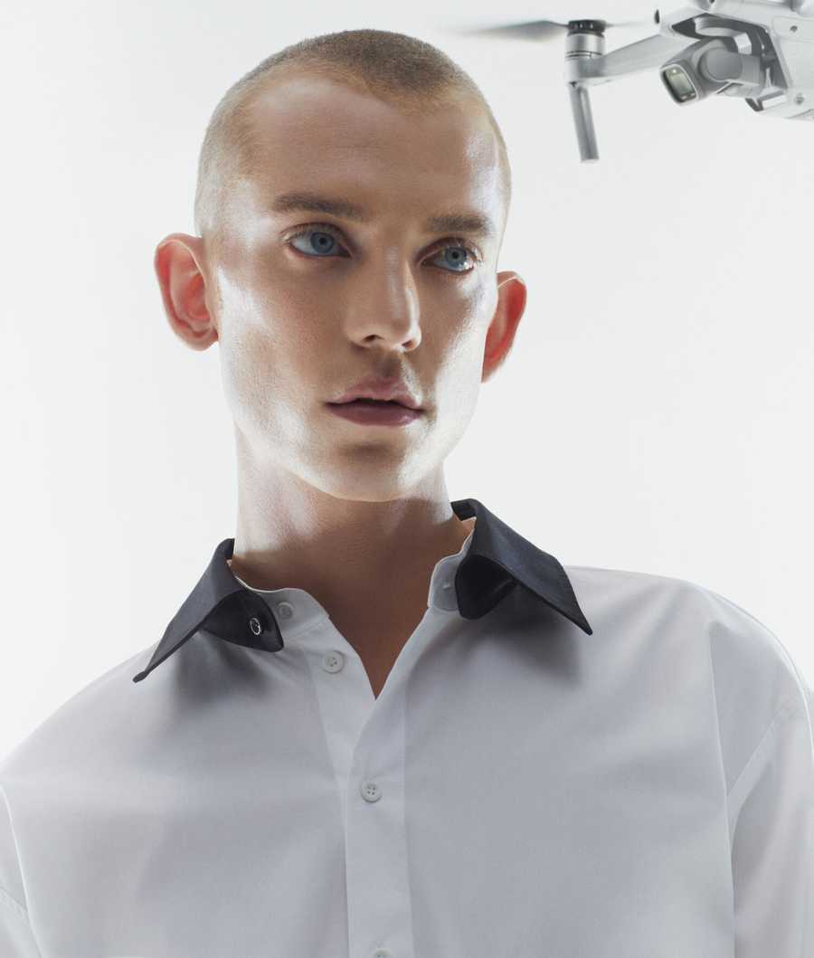 White / Black Men's Karl Lagerfeld Cara Loves Karl Detachable Collar Shirts | TH358SBEC